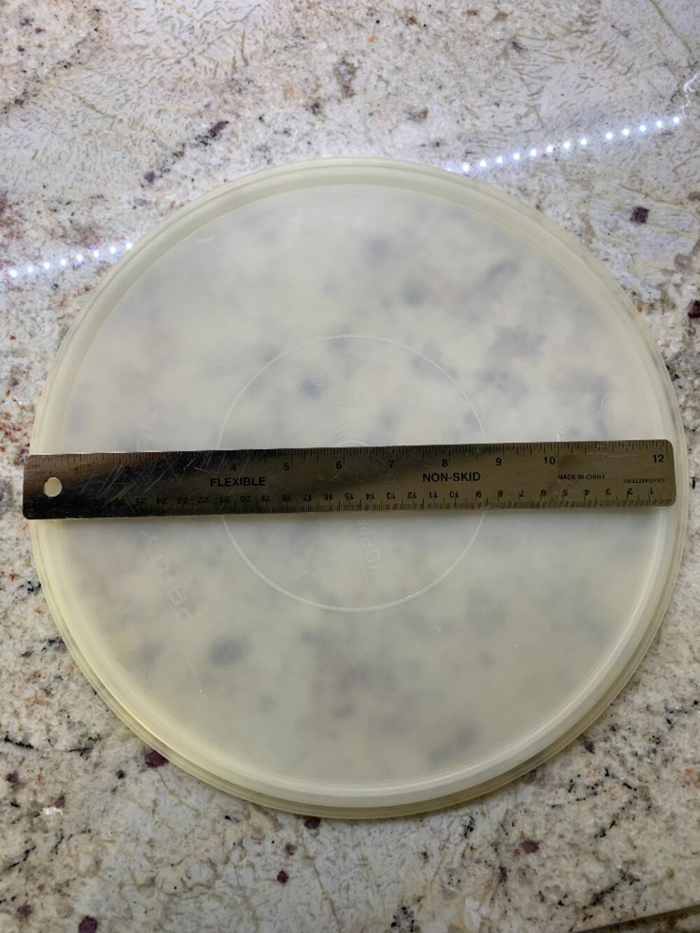 Tupperware 12" lid